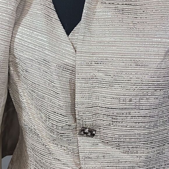 Don Caster 2-piece Sleeveless Shirt and Jacket - Picture 13 of 16